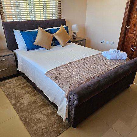 Bed and Breakfast Sweet Oasis Кінгстон Екстер'єр фото